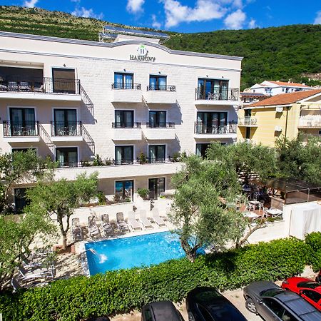 Hotel Harmony By Aycon Petrovac Exterior foto