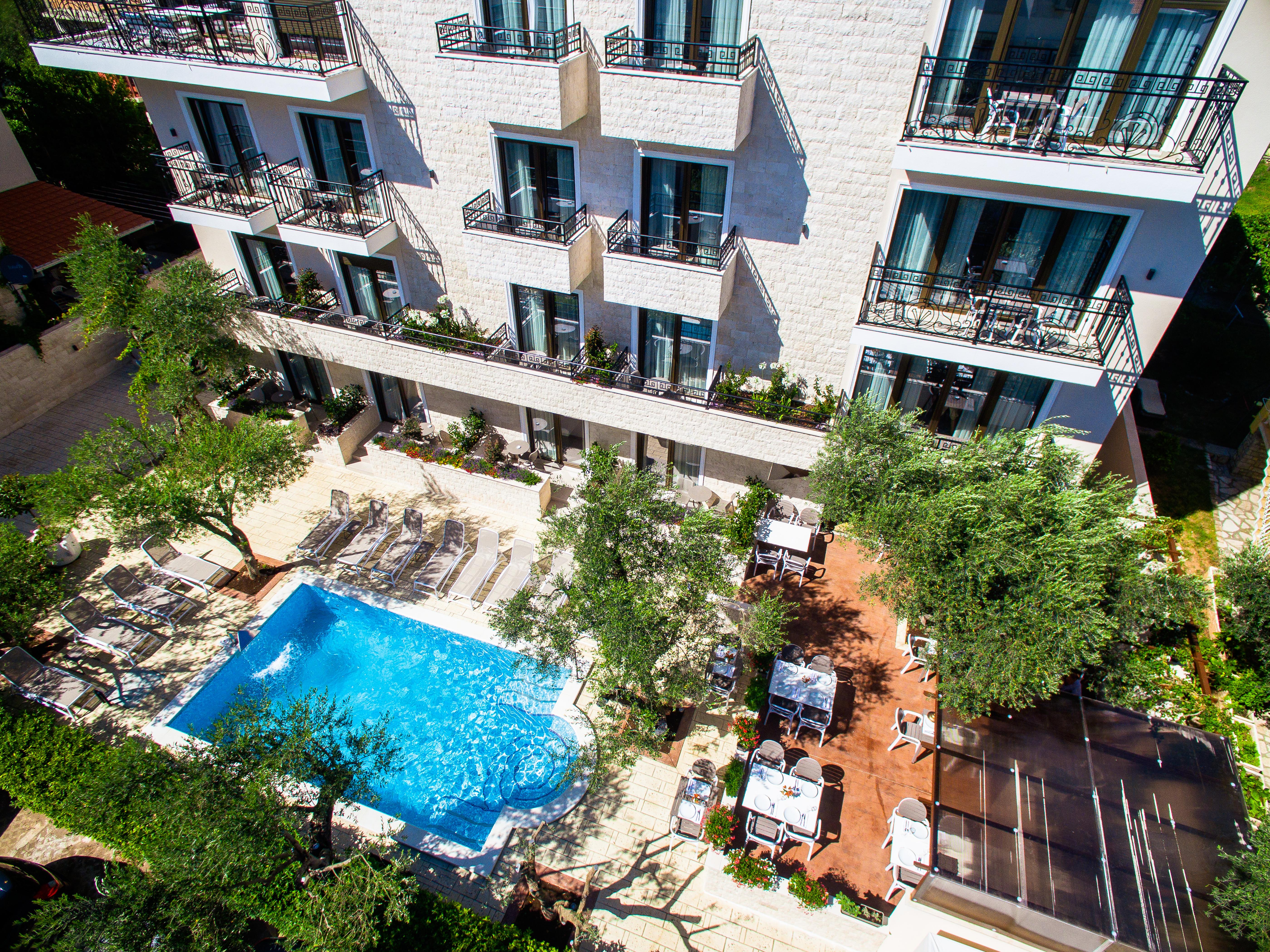 Hotel Harmony By Aycon Petrovac Exterior foto